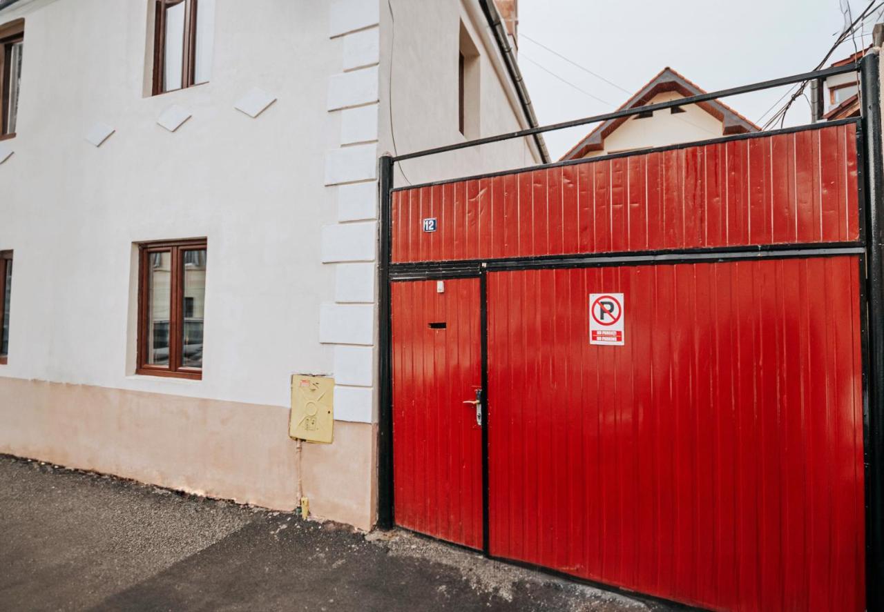 Authentic Old Town Retreat Appartement Sibiu Buitenkant foto