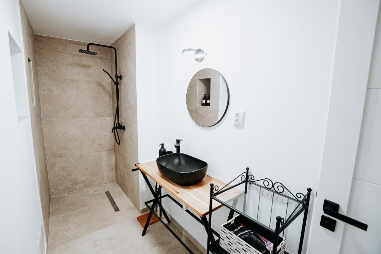 Authentic Old Town Retreat Appartement Sibiu Buitenkant foto